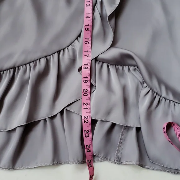 ASOS brand silvery lilac satiny halter ruffle blouse size 8 - Picture 14 of 14